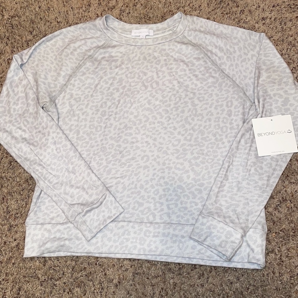 Beyond Yoga Crew NWT